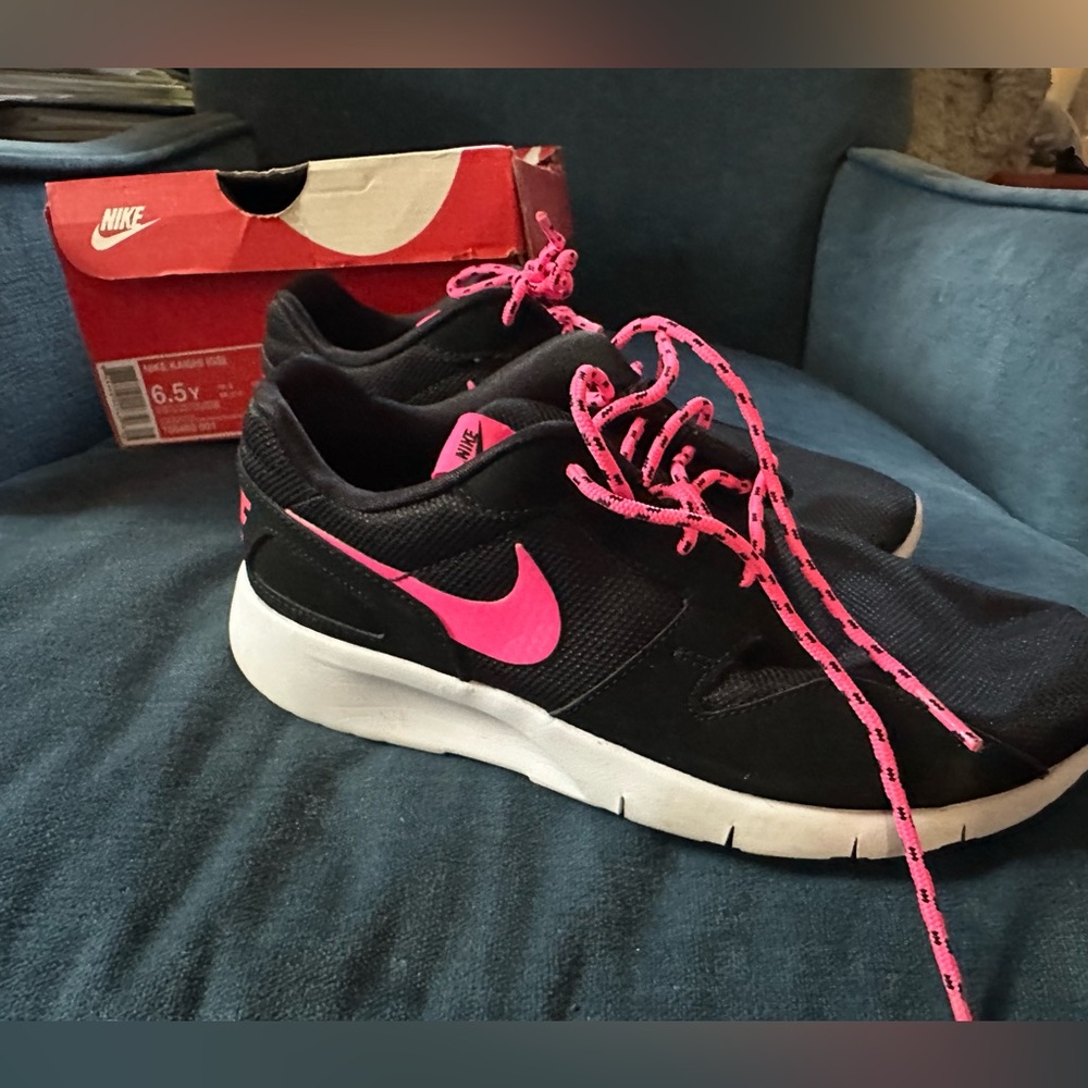 Nike sneakers youth worn once